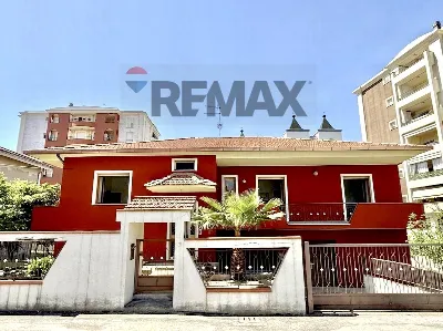 Villa in vendita a Montesilvano - foto 1