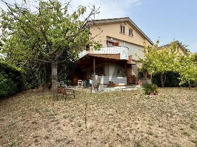 Villa in vendita a Città Sant'Angelo - foto 8