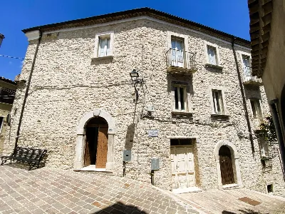 Casa Indipendente in vendita a Palmoli - foto 1