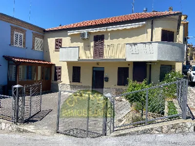 Casa Indipendente a Guilmi