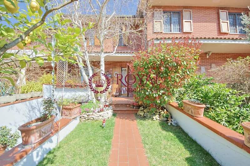Villa in vendita a Collesalvetti - foto 1