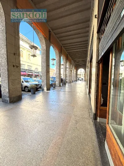 Ufficio in vendita a Vercelli - foto 2