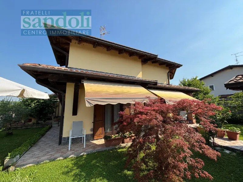 Villa in vendita a Casalvolone - foto 1