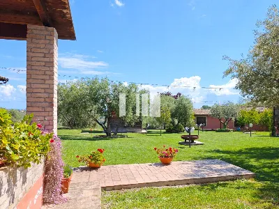 Villa in vendita a Roseto degli Abruzzi - foto 2
