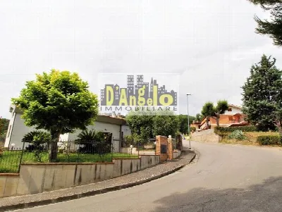 Villa in vendita a San Benedetto del Tront... - foto 1