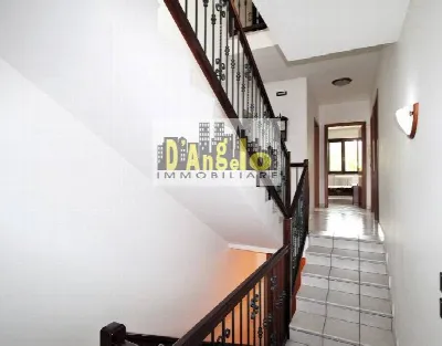 Villa in vendita a San Benedetto del Tront... - foto 9