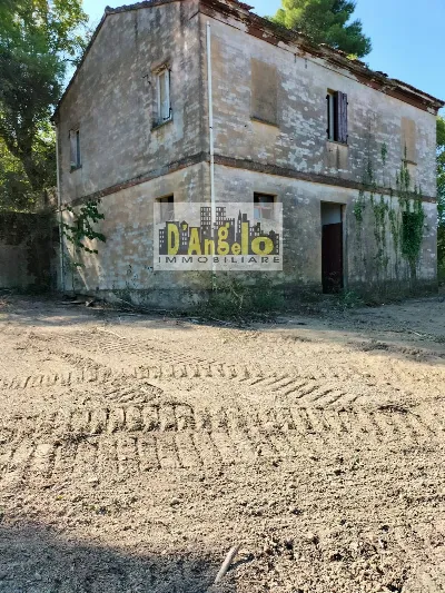 Rustico/Casale in vendita a Montefiore del... - foto 1