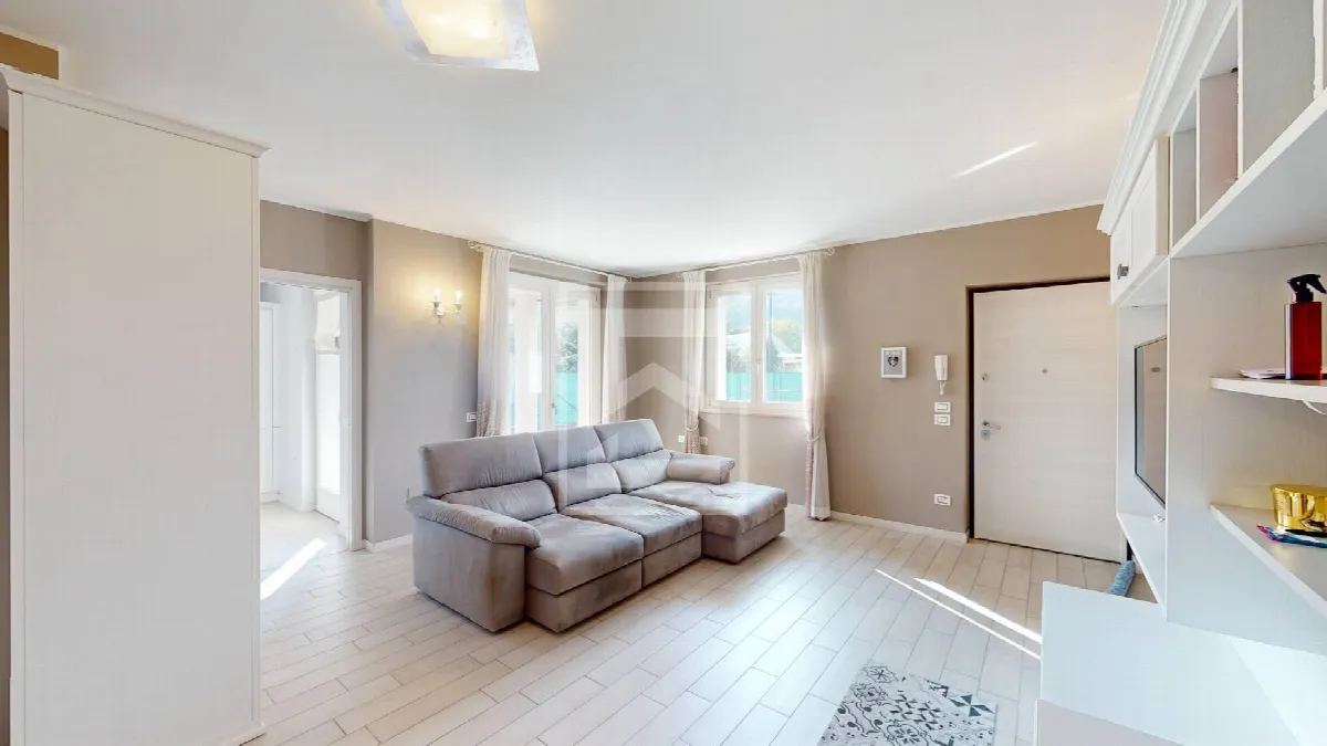 Casa Indipendente in vendita a Salò - foto 2