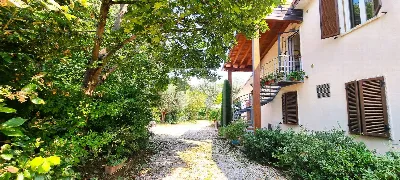 Casa Indipendente in vendita a Valeggio su... - foto 1