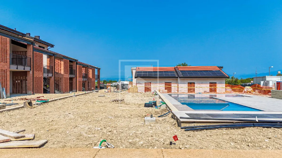 Casa Indipendente in vendita a Castelnuovo del Garda - foto 2