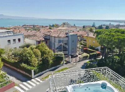 Villa in vendita a Desenzano del Garda - foto 3