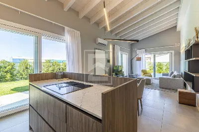 Villa in vendita a Lonato del Garda - foto 1