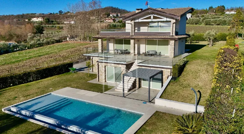 Villa in vendita a Moniga del Garda - foto 1