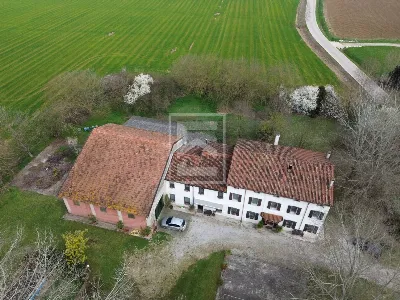 Rustico/Casale in vendita a Castellucchio - foto 1