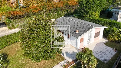 Villa in vendita a Lazise - foto 1