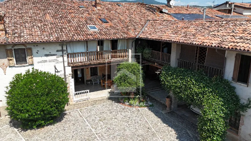 Rustico/Casale in vendita a Prevalle - foto 1