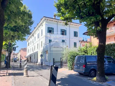 Casa Indipendente in vendita a Desenzano d... - foto 1
