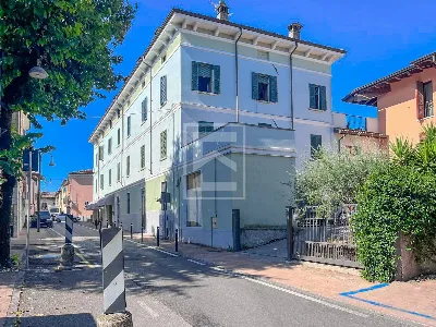 Casa Indipendente in vendita a Desenzano d... - foto 2