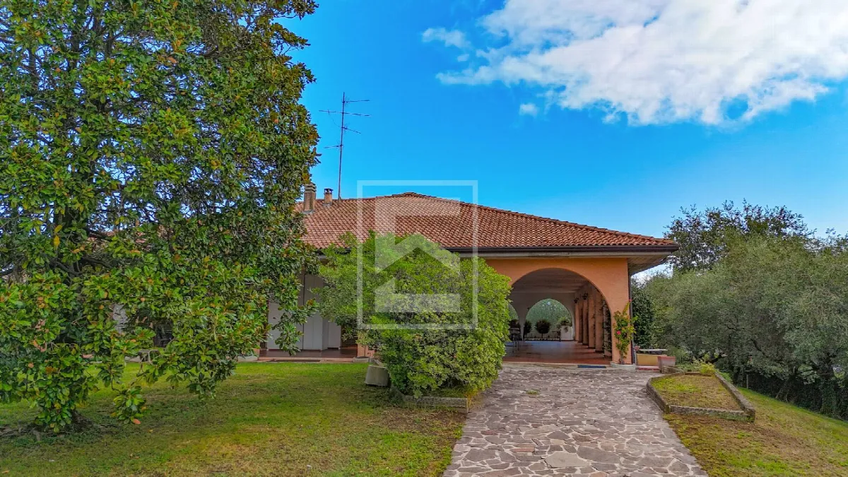 Villa in vendita a Moniga del Garda - foto 2