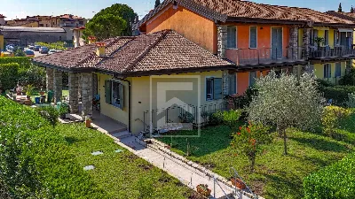 Villa a Moniga del Garda
