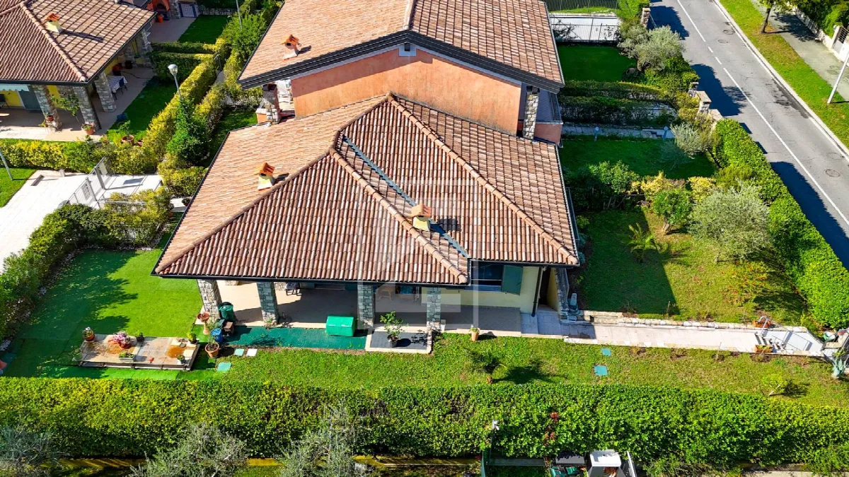 Villa in vendita a Moniga del Garda - foto 4