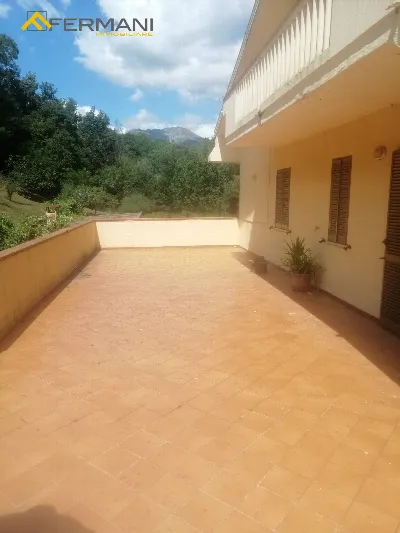 Villa in vendita a Teramo - foto 2