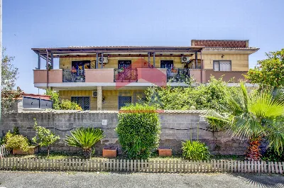 Casa Indipendente in vendita a Pomezia - foto 1