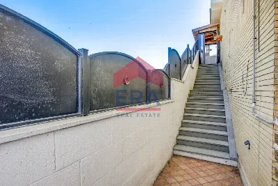 Casa Indipendente in vendita a Pomezia - foto 5