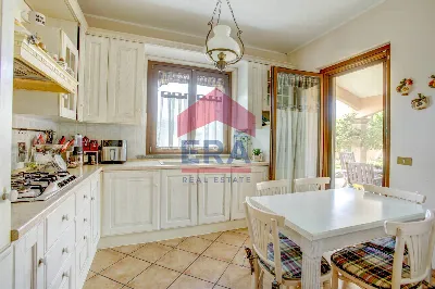 Villa in vendita a Pomezia - foto 10