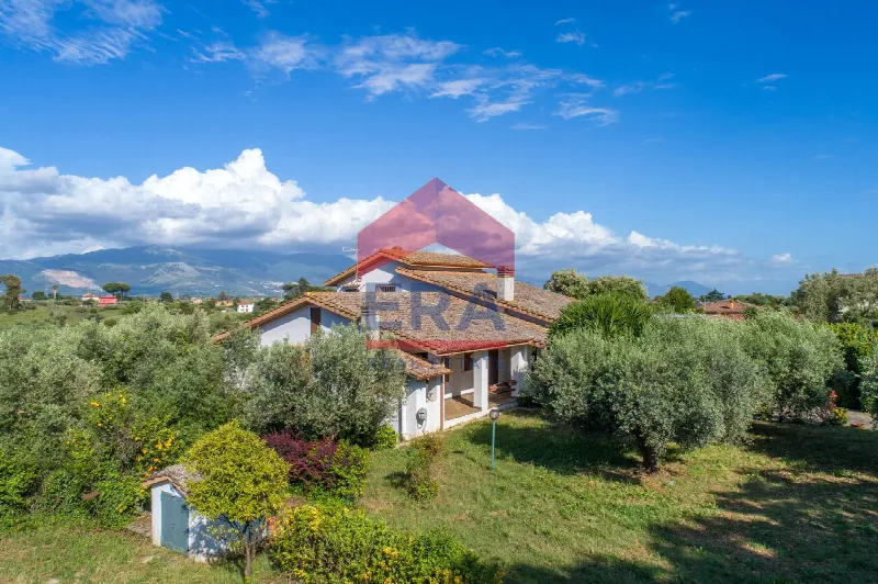 Villa in vendita a Velletri - foto 1