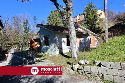 Villa in vendita a Gagliole - foto 1