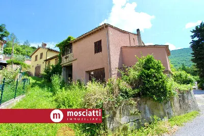 Rustico/Casale in vendita a Matelica - foto 2