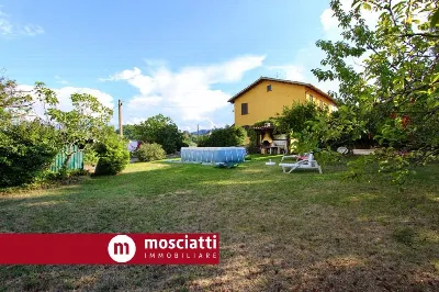 Rustico/Casale in vendita a Esanatoglia - foto 6