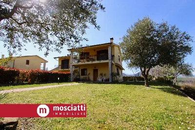 Villa in vendita a Camerino - foto 1