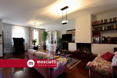 Villa in vendita a Matelica - foto 1