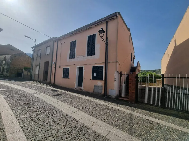 Casa Indipendente in vendita a Nuxis - foto 1