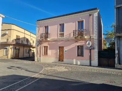 Casa Indipendente in vendita a Giba - foto 1