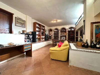 Ufficio in vendita a Sassari, Monte Rosell... - foto 4