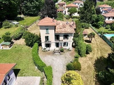 Villa in vendita a Casciago - foto 4