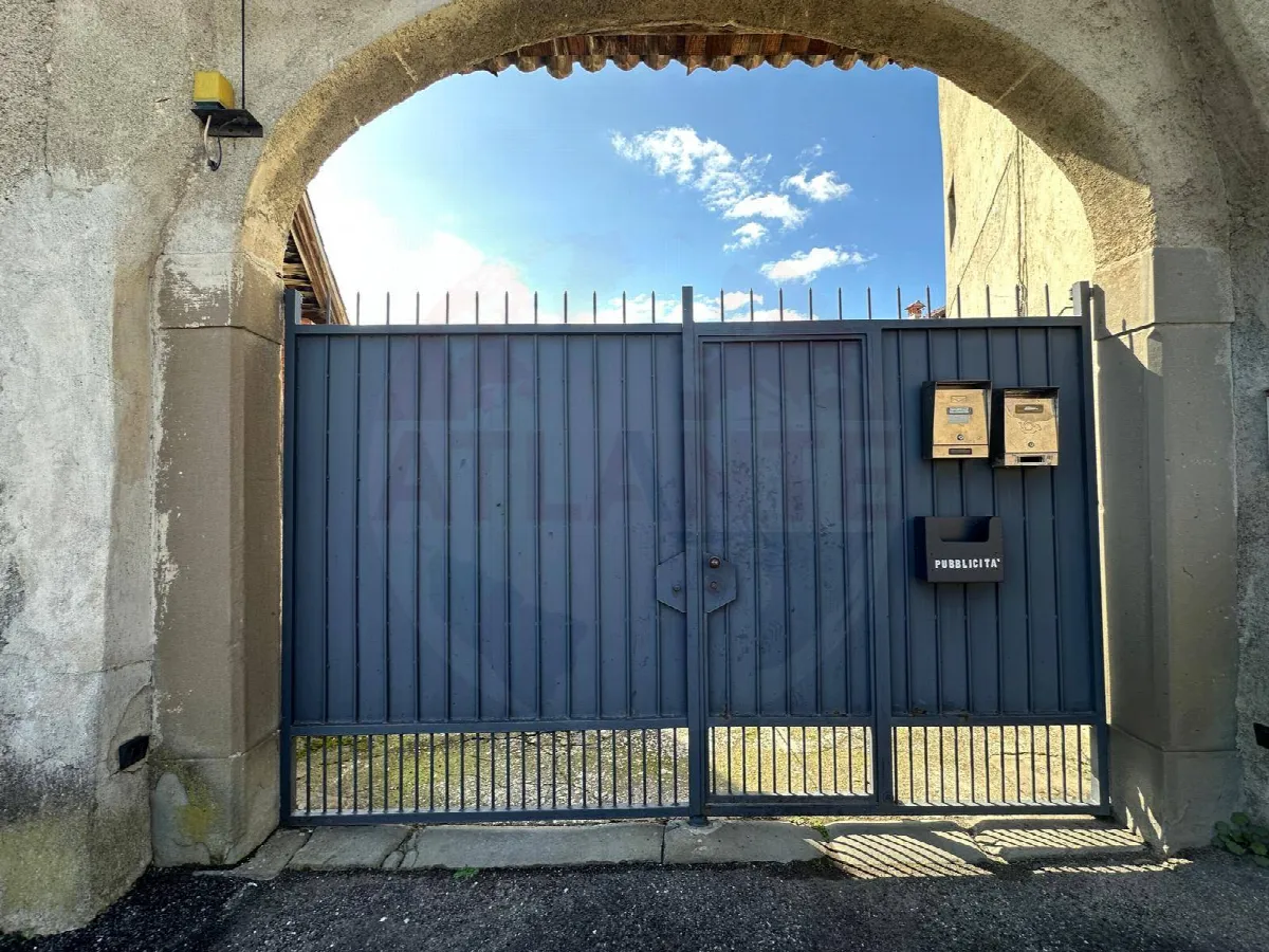Rustico/Casale in vendita a Rovato - foto 2