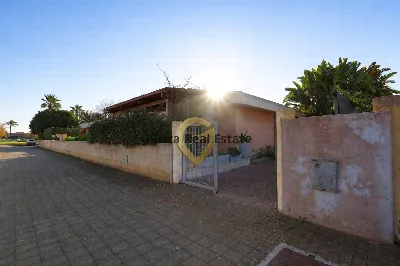 Villa in vendita a Brindisi, Mitrano, lito... - foto 1