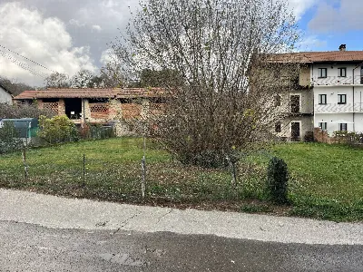 Rustico/Casale in vendita a Varallo Pombia - foto 3