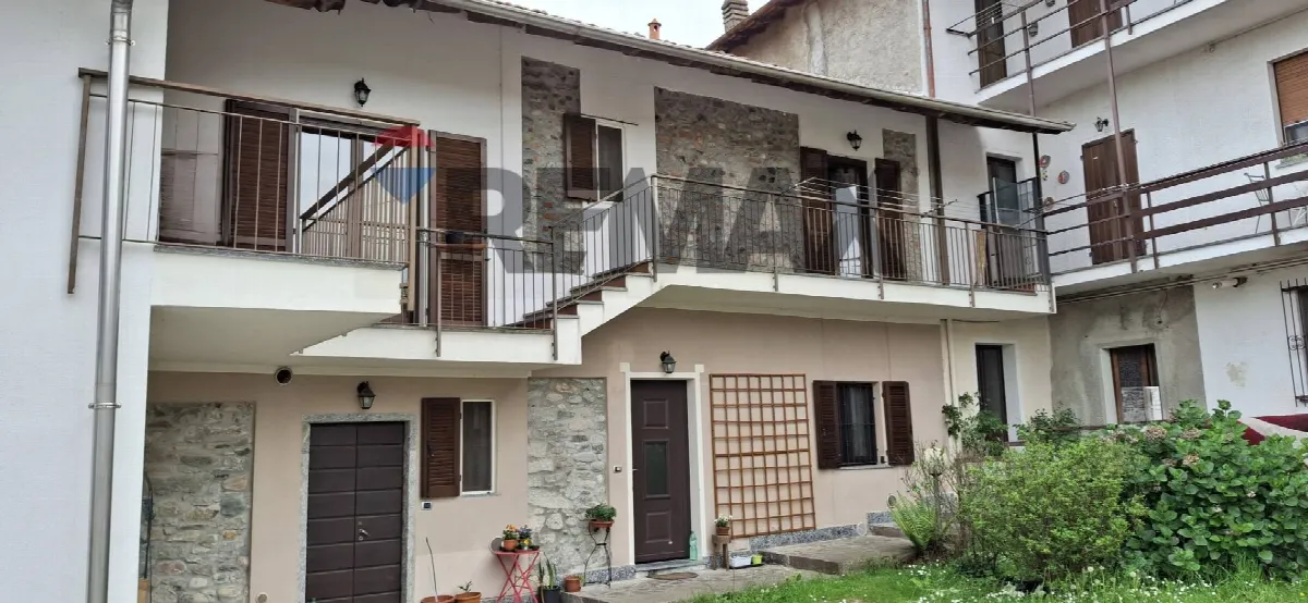 Casa Indipendente in vendita a Castelletto sopra Ticino - foto 2