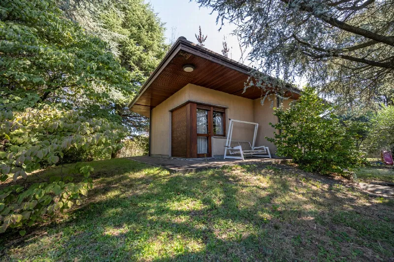 Villa in vendita a Albizzate - foto 1