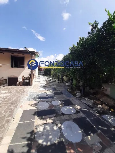 Villa a Giugliano in Campania