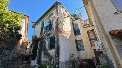 Casa Indipendente in vendita a Arnasco - foto 1