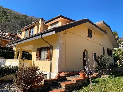 Villa in vendita a Ascoli Piceno - foto 1
