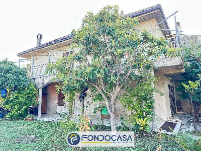 Casa Indipendente in vendita a Ascoli Pice... - foto 2