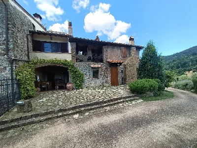 Rustico/Casale in vendita a Greve in Chian... - foto 1