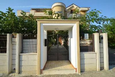 Casa Indipendente in vendita a Montescagli... - foto 4